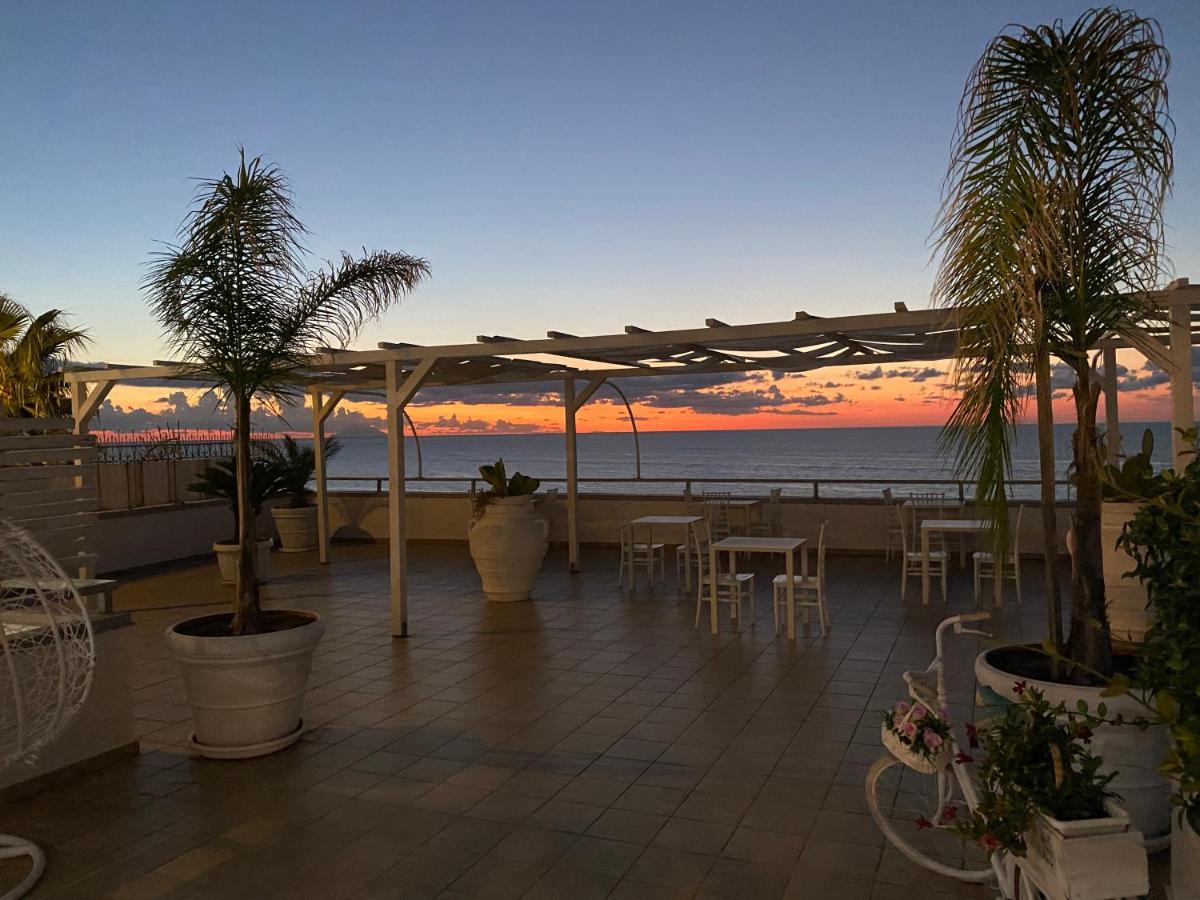La Porta Del Mare Hotell Tropea Eksteriør bilde